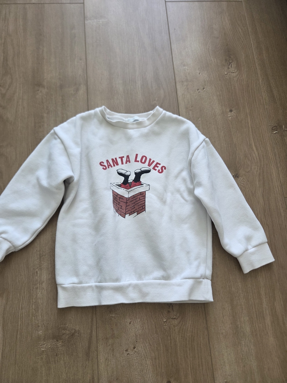 White 'Santa Loves' Holiday Sweatshirt Fleece